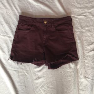 American Eagle maroon jean shorts